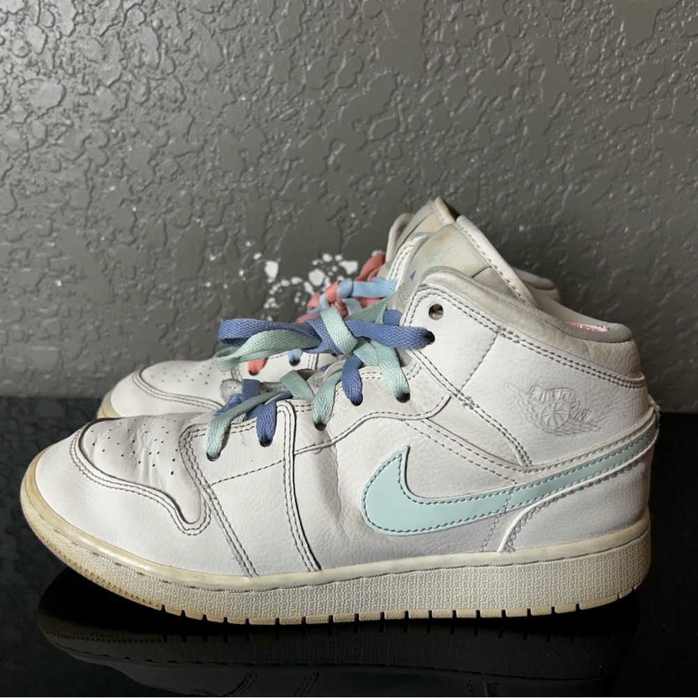 Nike Kids' White and Blue Sneakers
